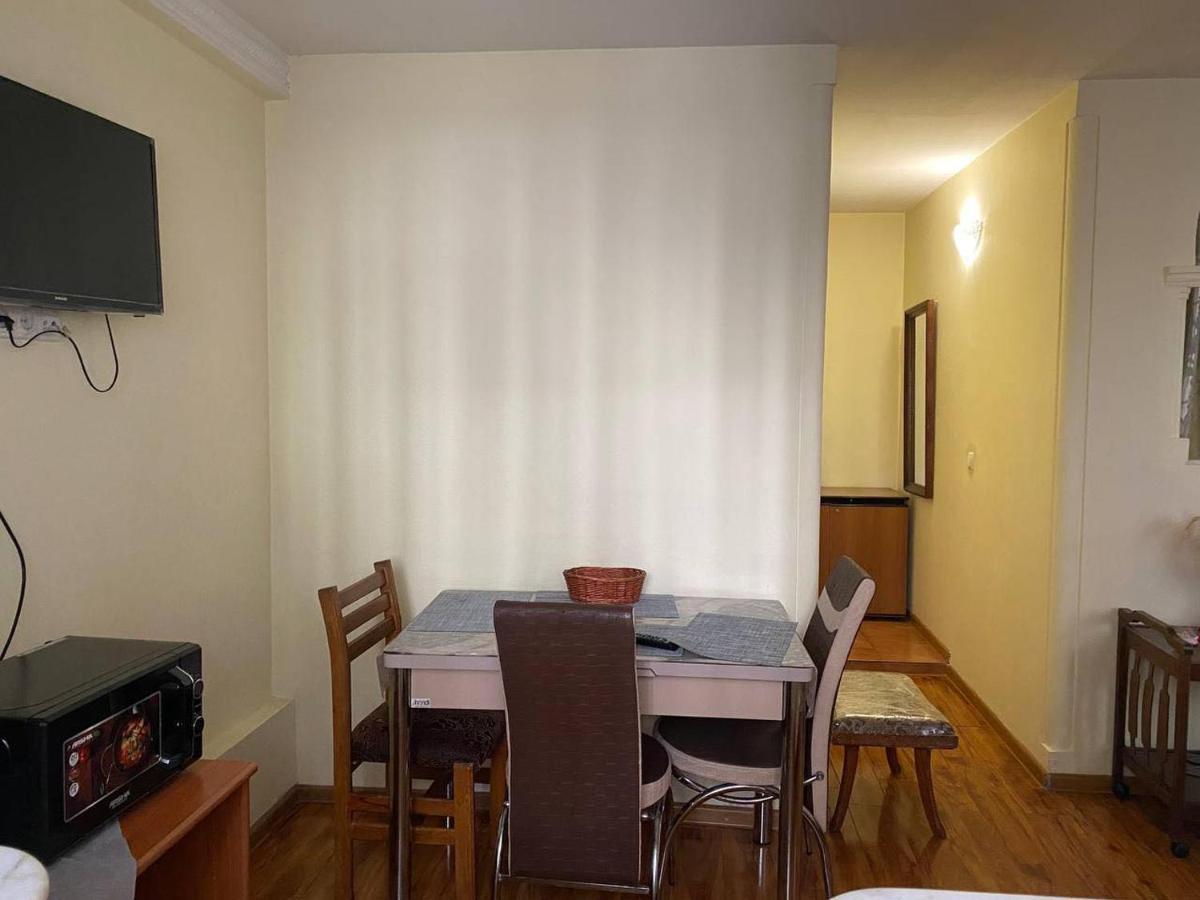 Ferienwohnung House At Ortachala Tbilisi Exterior foto
